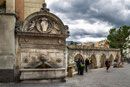 Sulmona, fontana del Vecchio e l'acquedotto medioevale