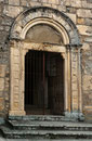 San Pietro in Albe, portale