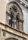 Sulmona, bifora, palazzo Tabassi