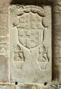 San Pietro ad Oratorium, lapide con stemmi