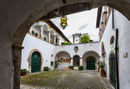 Sulmona, cortile interno palazzo Tabassi