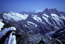 Schreckhorn 4078 m und Lauteraarhorn 4042 m vom  Gipfel