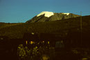 Horombo Hütten  3719 m und Kilimanjaro 5895 m