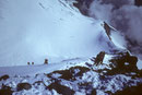 Tiefblick in die Lenzwand, ENE-Grat und auf den Hohbalngletscher 