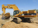 Caterpillar 385C LME von Rädlinger. Aufgenommen im April 2007 in Werneck