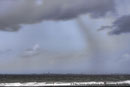 "Regenschauer über Fehmarn" am 04.10.2009,  Canon EOS 1000D, F=84mm, f/7.1, ISO 100, 3 x RAW (EV: -2,0,+2)