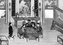 Dîner de famille en Chine du nord. Noter : le plat principal, les huit hors-d’œuvre, les bâtonnets, les cuillers en faïence, les très petites tasses à eau-de-vie et l'aiguière, les pipes. Au fond : pendule, brûle-parfums, chandeliers; le daim.