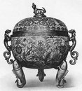 Brûle-parfums, émail cloisonné. Ming. Marque du règne de King-t'ai (1450-1456).