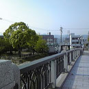 地球33番地通り（歩道）