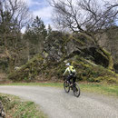 Kristina vorne weg in Richtung Gut Reichenstein ( Rurtal ) 