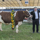 mit dem Festsieger Christian Stucki (Bild: Rolf Eicher)