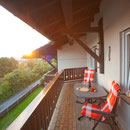 Entspannen Sie sich auf dem großen Südbalkon