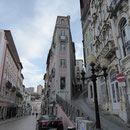 Unser Hostel, schmales Haus :)