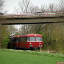 Von Börßum kommend fährt der Sonderzug Richtung Werlaburgdorf - Museumsbahn im Warnetal
