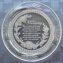 Plato de cristal transparente de aproximadamente 7 1/8”