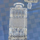Botella de cristal hecha en Bohemia antes de que Checoslovaquia se divida en dos