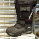 Ausrüstung für den kanadischen Winter: Dieser Stiefel soll einen auch bei -100°C noch warm halten.