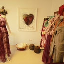 Exposition de vêtements réalisés par un styliste de Lanzarote