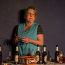 "Elfriede" von und mit Michaela Bauer                   Foto: Helmut Bär