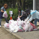 春：全市の一斉清掃に参加