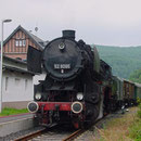 52 8095 mit dem Interieur-Express am 25.06.2005 im Bahnhof Heimbach (Eifel) II