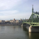 Eine der schönen Brücken von Budapest