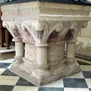 Eglise Saint-Nicolas de Curlu- Détail des Fonts Baptismaux