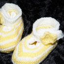 gestrickte Babyschuhe
