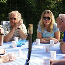 Frühstück bei traumhaften Wetter in Ilonas Garten .... bis 18.18 Uhr :-)