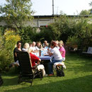 Frühstück bei traumhaften Wetter in Ilonas Garten .... bis 18.18 Uhr :-)