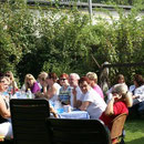 Frühstück bei traumhaften Wetter in Ilonas Garten .... bis 18.18 Uhr :-)