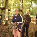 Leveler klettern im Hochseilgarten Duisburg