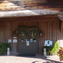 Eingang zum kleinen Shop
