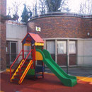 Aire de jeu n°2 pour enfants Hôpital Crois St Simon (Paris)