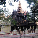 Teak-Holzkloster in Mandalay
