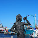 Bronze-Statue von Bon Scott (AC/DC)