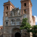 PUERTA DEL CAMBRÓN. Denominación después de 1500. Antes se llamaba BAB AL YAHUD, PUERTA DE LOS JUDÍOS. Remodelación en el siglo XV.Fachada exterior.