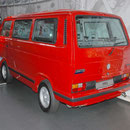 Gebaut wurde zwischen 1990 und 1992 bei Steyer-Daimler-Puch in Graz.