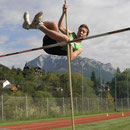 Felix beim gültigen Versuch über 2,10 m.