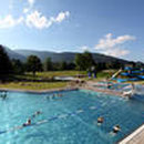 großes Schwimmbecken