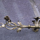 Vst 008 Vorhangstangenende Rose in Bronze