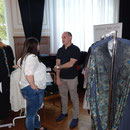 Manuela Cosenza fachsimpelt mit Plussize-Designer Adam Brody (Zürich).