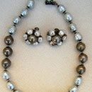 MIRIAM HASKELL, Perlenkette & Clips