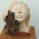 Doris Torres      "Plénitude"         Grès, métal, cèdre péruvien.  h35cm  l 33cm
