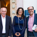 (von links) Bürgermeister von Valldemossa Nadal Torres mit Organisatoren Bożena M.Maciejowska und Eckehard Ficht