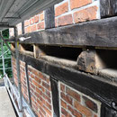 Schwelle, Rähme und Balkenköpfe auf der Südseite ohne Befund (© Foto: Wieck & Partner)