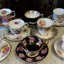 Assortiment de tasses parmi notre collection de plus de 225 tasses  no. 632
