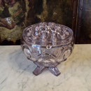 Magnifique plat pour vos bouquets de fleurs (frog)  no. 614