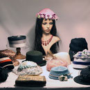 # 26 Un petit échantillon de notre belle grande collection de chapeaux. Prix divers selon le modèle.
