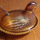 Bonbonnière en forme de poule  no. 739